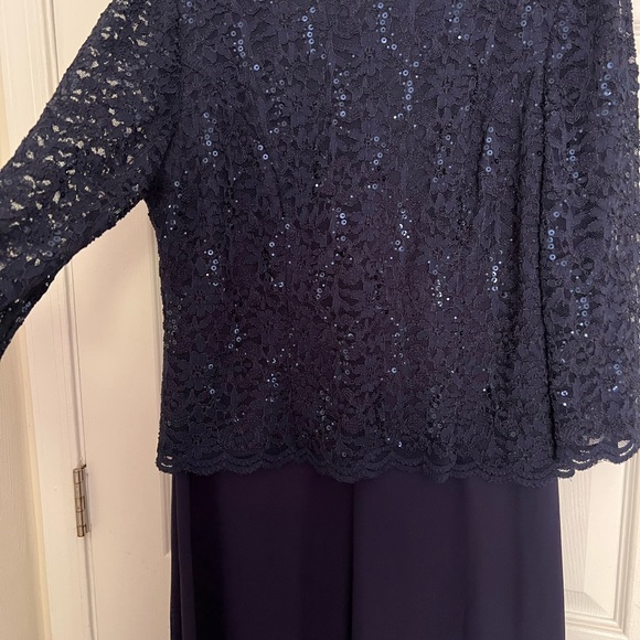 arty wear dress - Picture 2 of 3